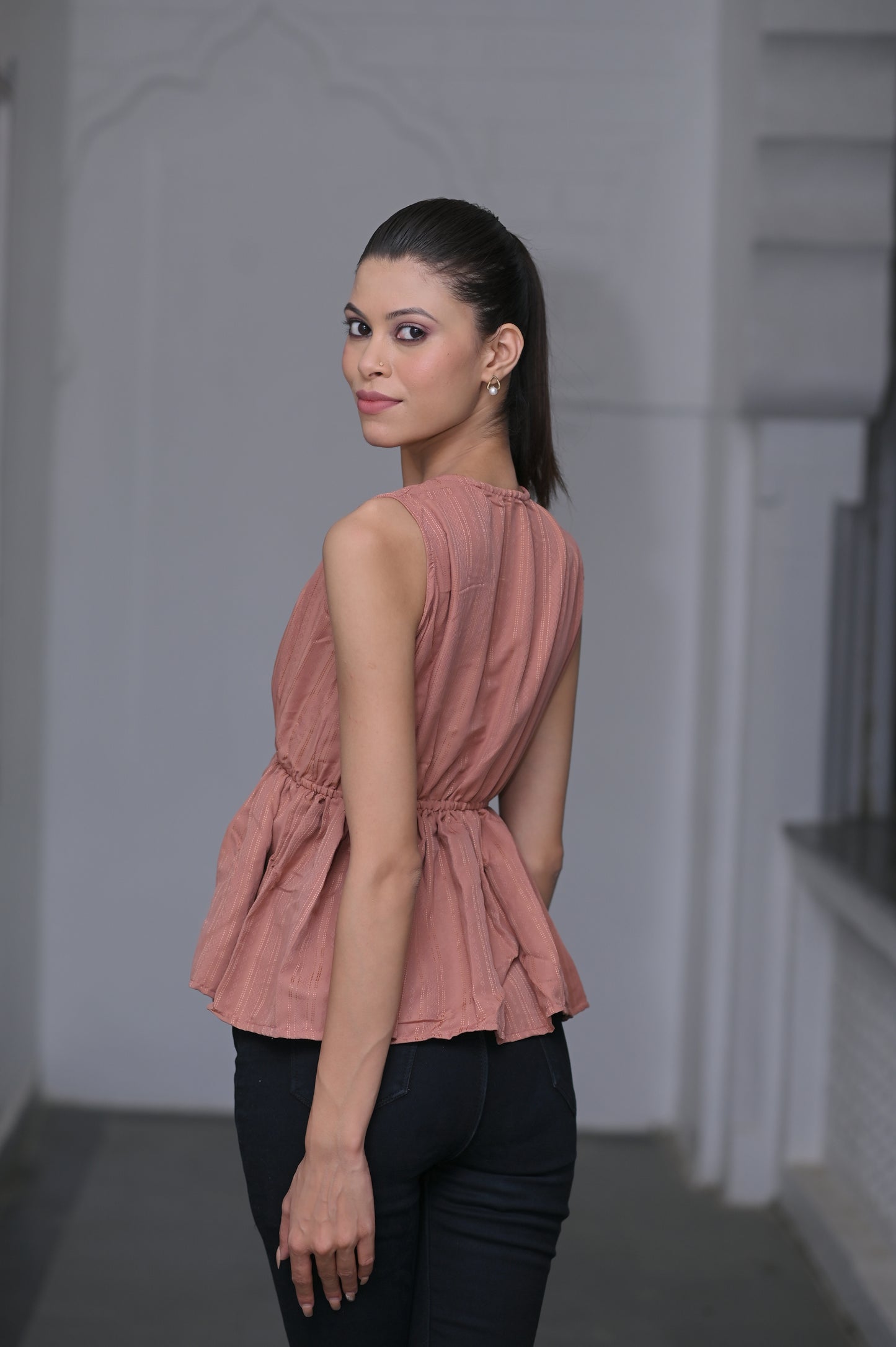 BUTTON FRILL TOP