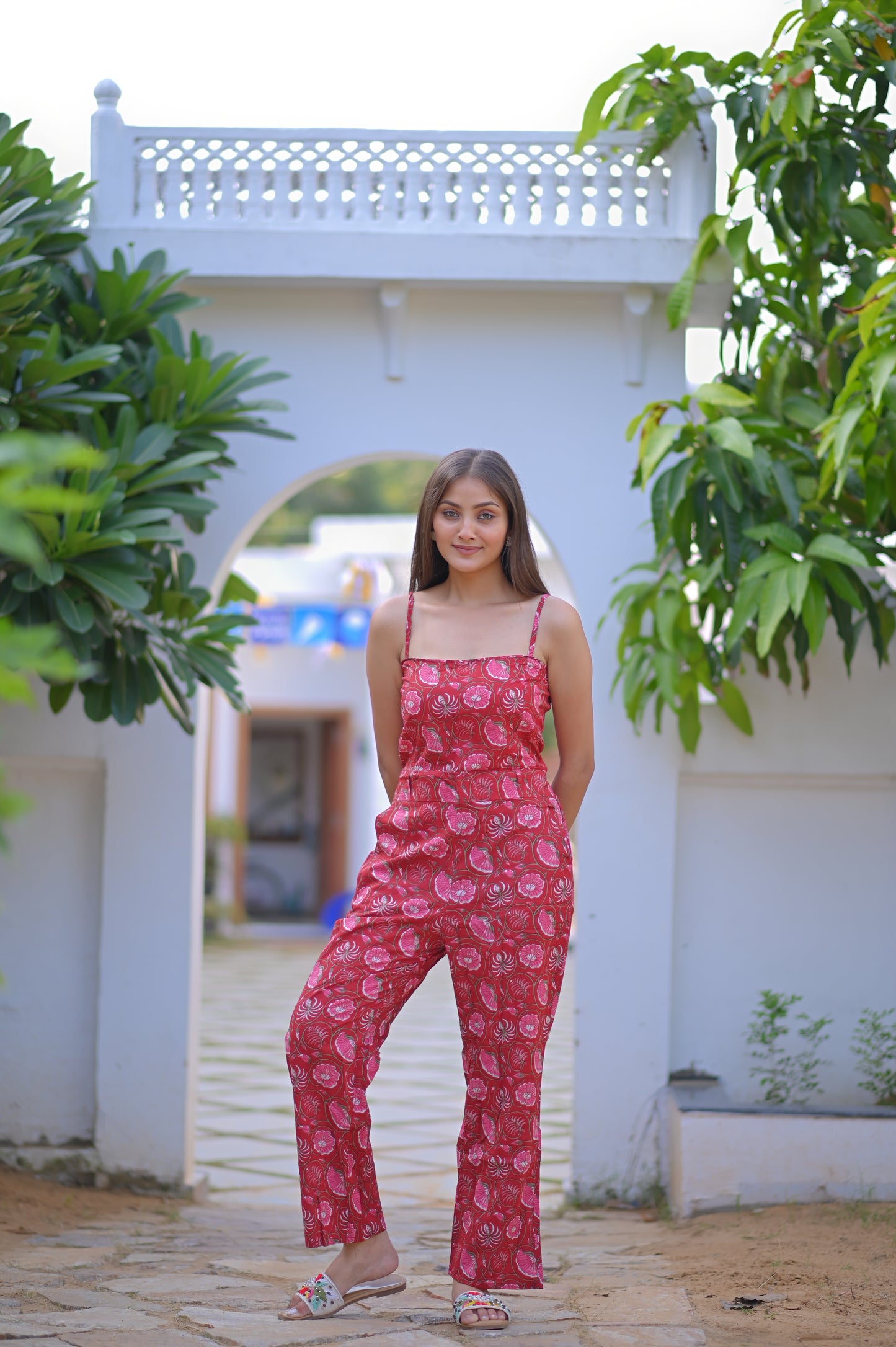 SLEEVELESS COTTON JUMPSUIT