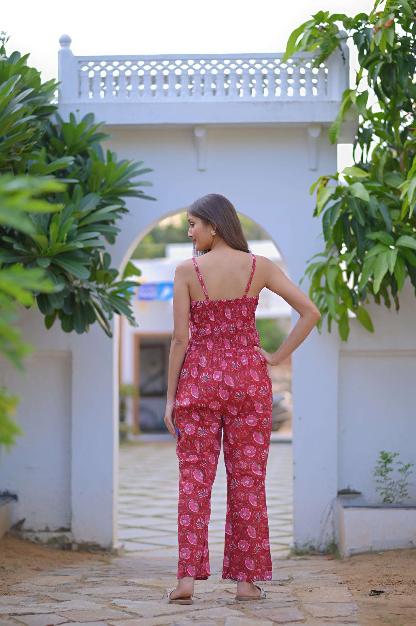 SLEEVELESS COTTON JUMPSUIT