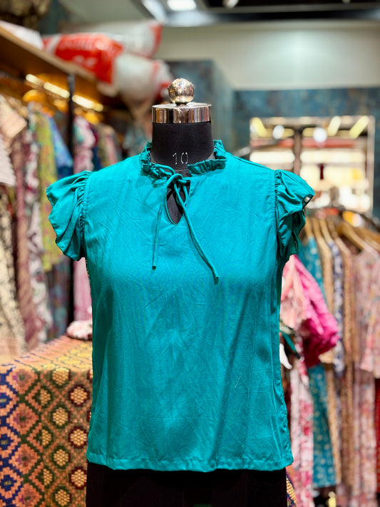 frill ruffel top